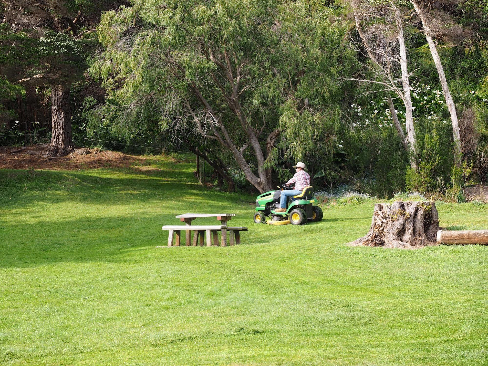 Burnie Ocean View Motel And Caravan Park Extérieur photo